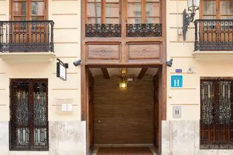 Ad Hoc Monumental in Valencia — foto 30