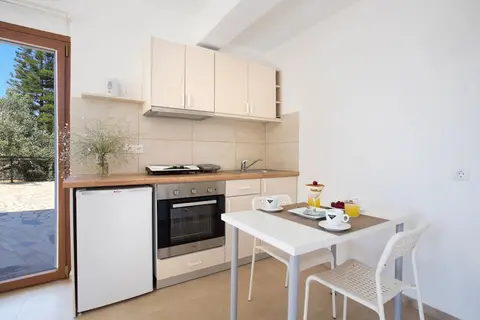 Baslico Suites in Δημοτική Ενότητα Γουβών — foto 26