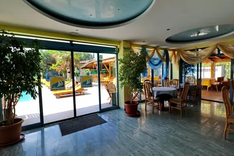 Bora Bora Hotel in Несебър — foto 9