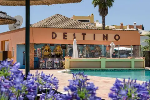 Jardim da Meia Praia in Lagos — foto 30