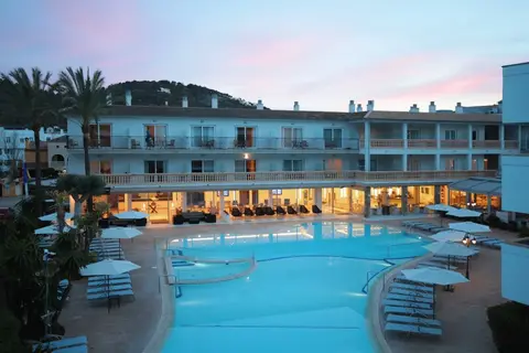La Pérgola Aparthotel in Calvià — foto 23