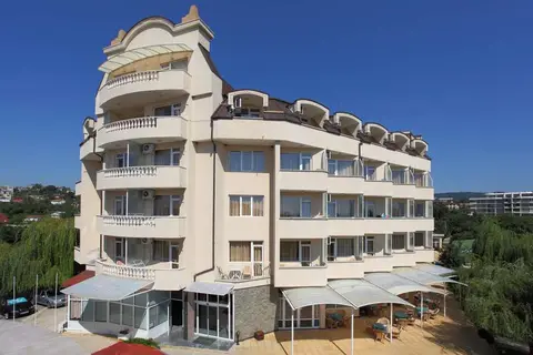Hotel Villa Aurora in Аврора