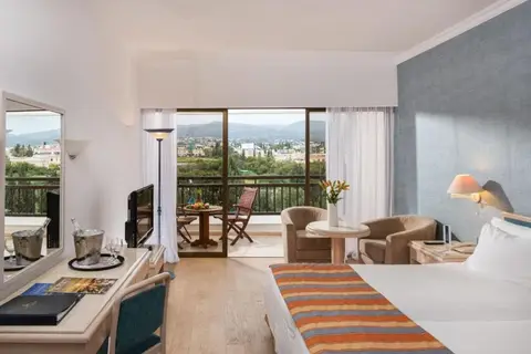 Coral Beach Hotel & Resort in Paphos — foto 27