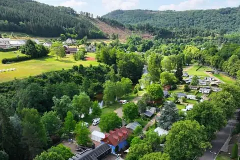 Vodatent Camping Vallee de L'Our in Parc Hosingen