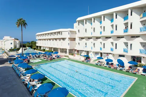 Kissos Hotel in Paphos — foto 14
