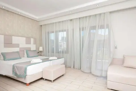 Cooee Mediterranean Beachhotel in Σκάλα Ραχωνίου — foto 4