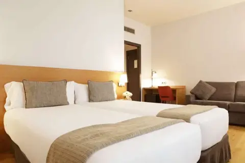 Hotel Arc la Rambla in Barcelona — foto 11