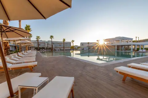 White Dreams Resort in Φαληράκι — foto 11