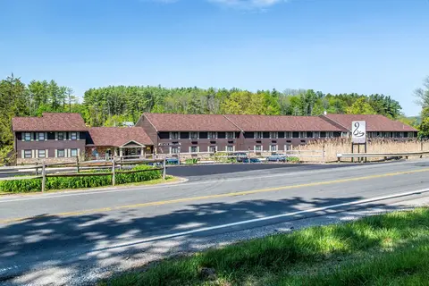 Black Swan Inn Lee-Lenox - An Ascend Hotel Collection Hotel in Luwte — foto 6