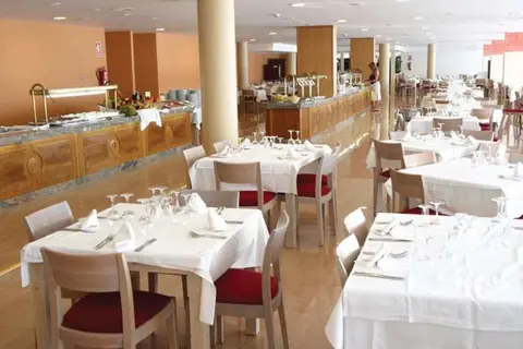 Club Hotel Aguamarina in es Mercadal — foto 14