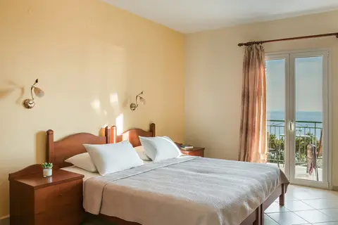 Eagle's Nest in Λουρδάτα — foto 8