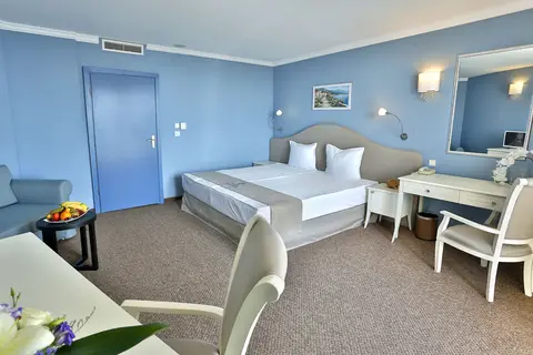 Hotel Sofia in СПА център Ривиера Бийч — foto 25