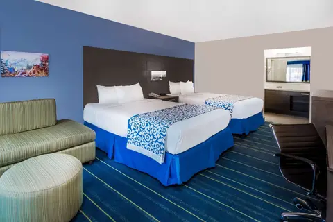 Days Inn & Suites by Wyndham Anaheim At Disneyland Park in Anaheim, foto 16