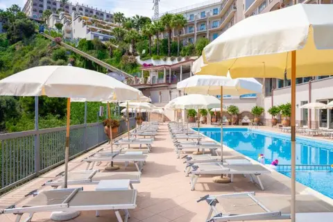 Hotel Antares & Olimpo - Le Terrazze in Letojanni — foto 25