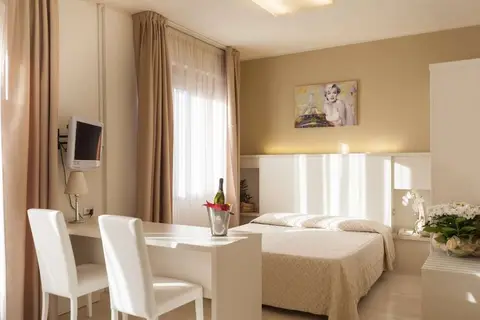 Suite Hotel Elite in Bologna — foto 3