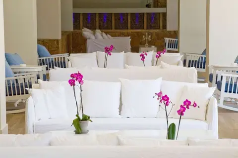 Sandy Beach Hotel & Spa in Πύλα - Pile — foto 21