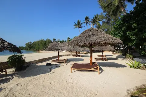 Paradise Beach Resort in Chwaka — foto 30