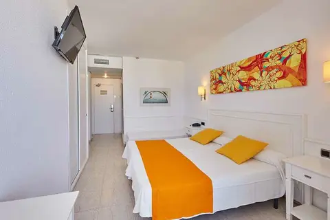 Hotel Stil Victoria Playa in es Migjorn Gran — foto 19