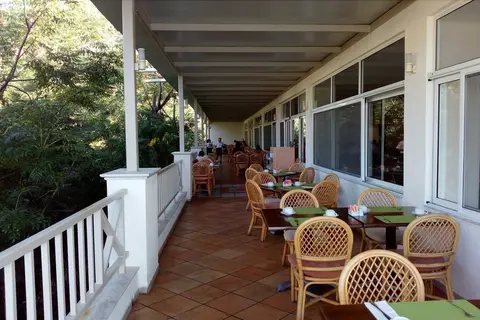 Porto Bello Beach in Καρδάμαινα — foto 22