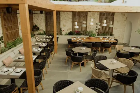 Opal Paros in Νάουσα — foto 3