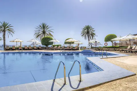Crowne Plaza Muscat in السيب — foto 6