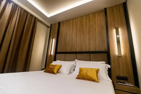 Kraal Hotel in Vlora — foto 6