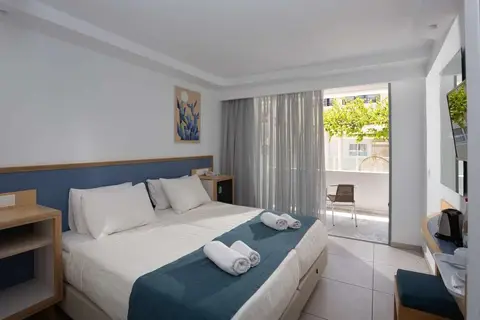 Alia Beach Hotel in CHERSONISSOS — foto 6