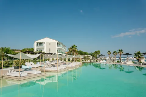 Blue Carpet Luxury Suites in Pallini Municipal Unit