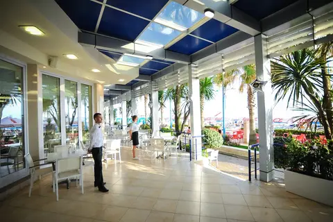 Iliria Internacional Hotel in Durres — foto 7