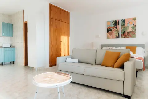 Apartamentos Moon Dreams Cabo de Baños in Cala en Blanes — foto 11