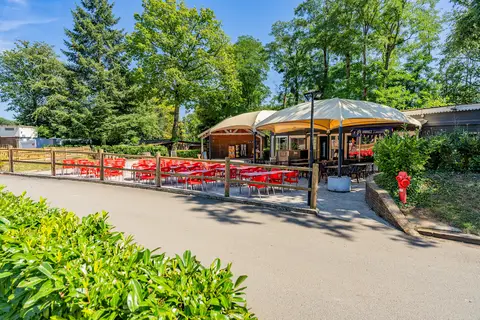 Parc Des Roches in Saint-Chéron — foto 11