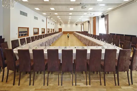 Rogner Hotel Tirana in Tirana — foto 13