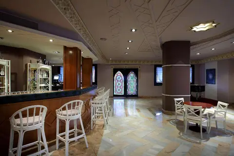 Hotel Abades Benacazon in Benacazon — foto 2