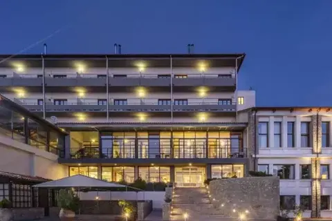 Vlieg-rondreis van Thessaloniki naar Athene in Αργιθέα — foto 3