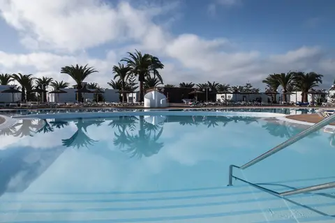 HL Hotel Rio Playa Blanca in Yaiza