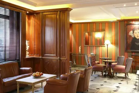 Hotel Trocadero La Tour in Parijs — foto 9