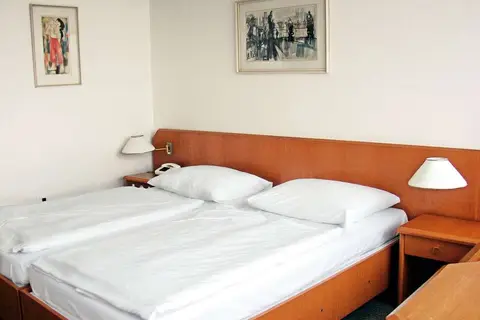 Hotel Ilf in Praag