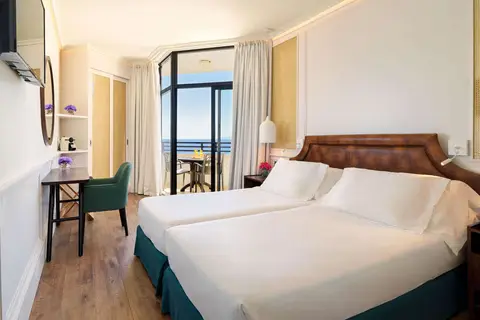 H10 Conquistador in Arona — foto 3