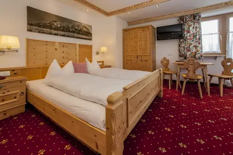 Kaiserhotel Kitzbüheler Alpen in Oberndorf in Tirol — foto 4
