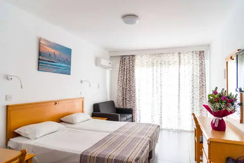 Helios Bay Hotel Appartementen in Hlorakas — foto 5