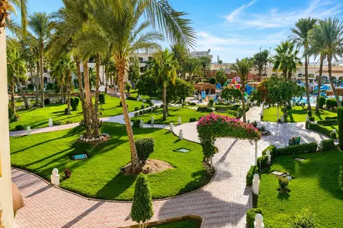 Regency Plaza Aqua Park & Spa Resort in نبق — foto 18