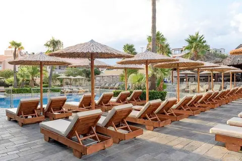 Theo Hotel Agia Marina in Κάτω Σταλός — foto 17