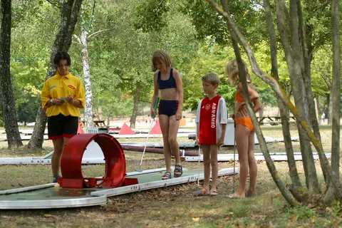 Camping 3 Lacs Du Soleil in Trept — foto 20