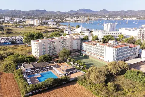 Hotel Invisa Es Pla in Sant Antoni de Portmany