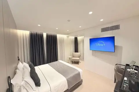 Central Inn Hotel in Tirana — foto 5