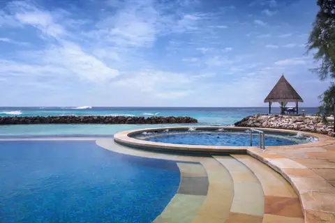 Taj Coral Reef Resort & Spa, Maldives in Nooraanee Shop 2 — foto 2