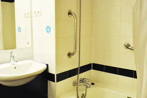 Travelodge Barcelona Cornella Fira in Cornellà de Llobregat — foto 23