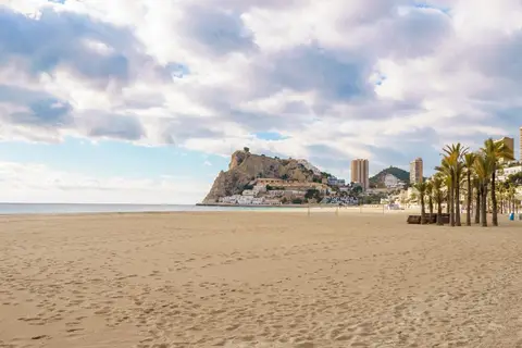 Apartamentos El Faro in Benidorm — foto 10