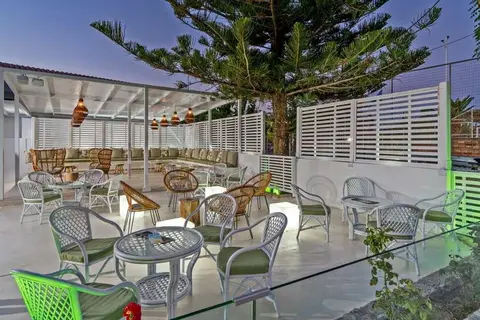 Happy Days Hotel in Paradeisi, foto 19