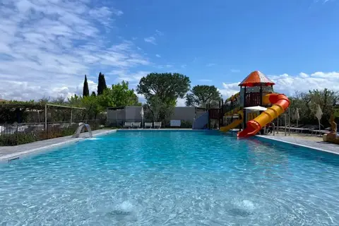 Vacanze Glamping Boutique in San Felice del Benaco — foto 7